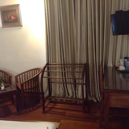 נוארה אליה Daffodil'S Hotel מראה חיצוני תמונה
