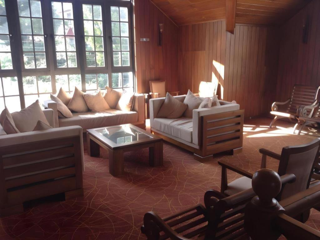 נוארה אליה Daffodil'S Hotel מראה חיצוני תמונה