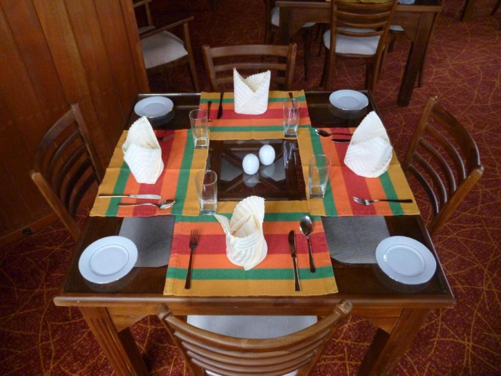נוארה אליה Daffodil'S Hotel מראה חיצוני תמונה